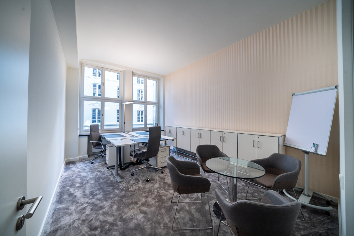 Büro kJF5 Neuer Wall 10 in Hamburg, Altstadt