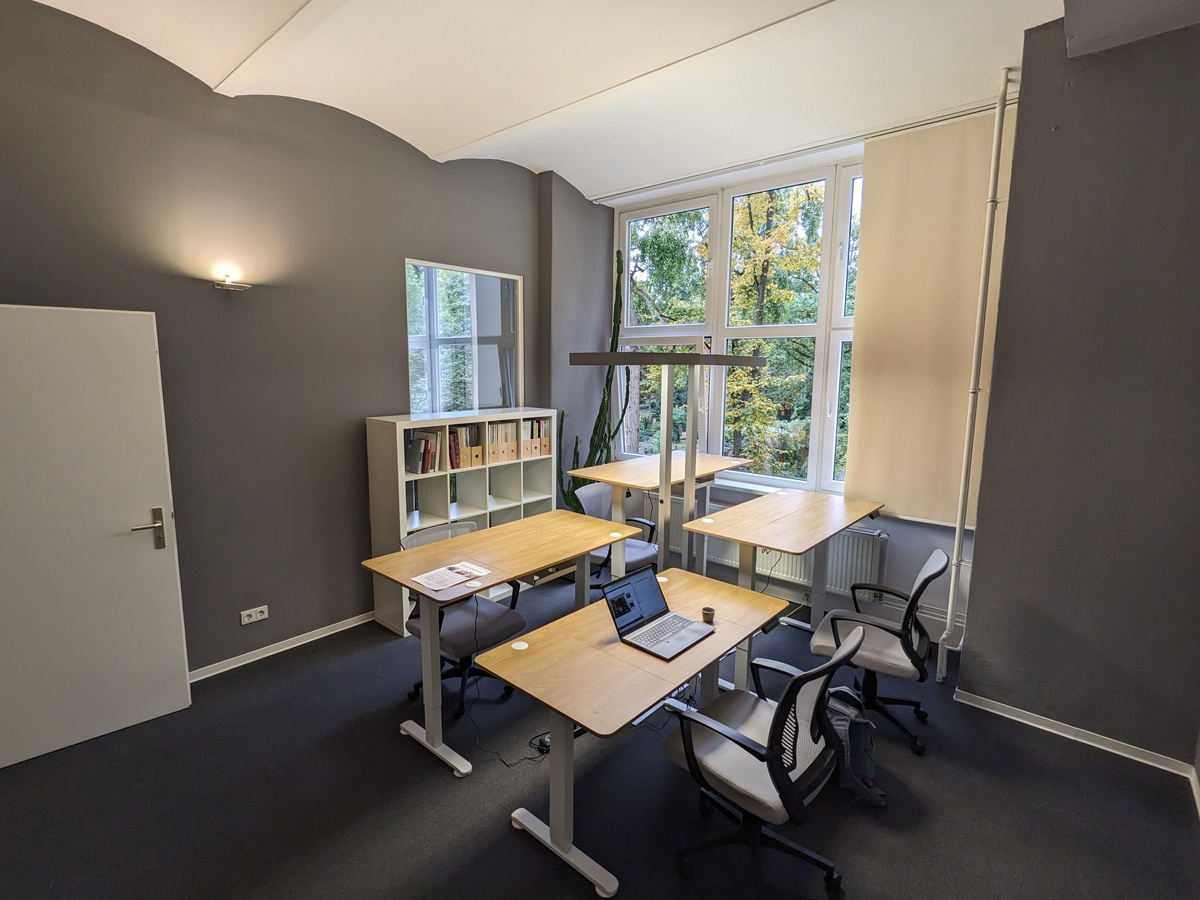 Office Kn4h Belziger Str. 69-71 in Berlin, Schöneberg