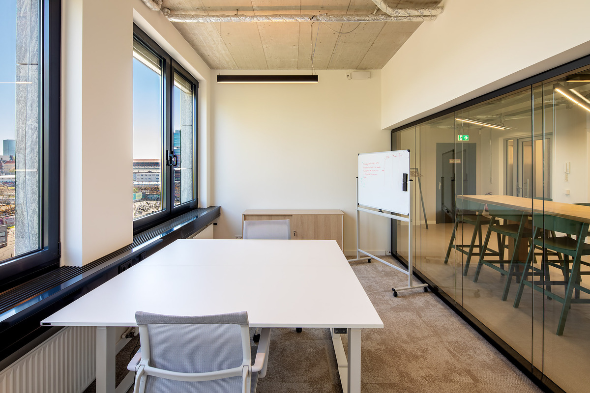 Büro 8uM2 Warschauer Strasse 32 in Berlin, Kreuzberg